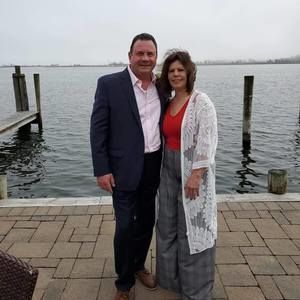 Meet your Posher, Wayne